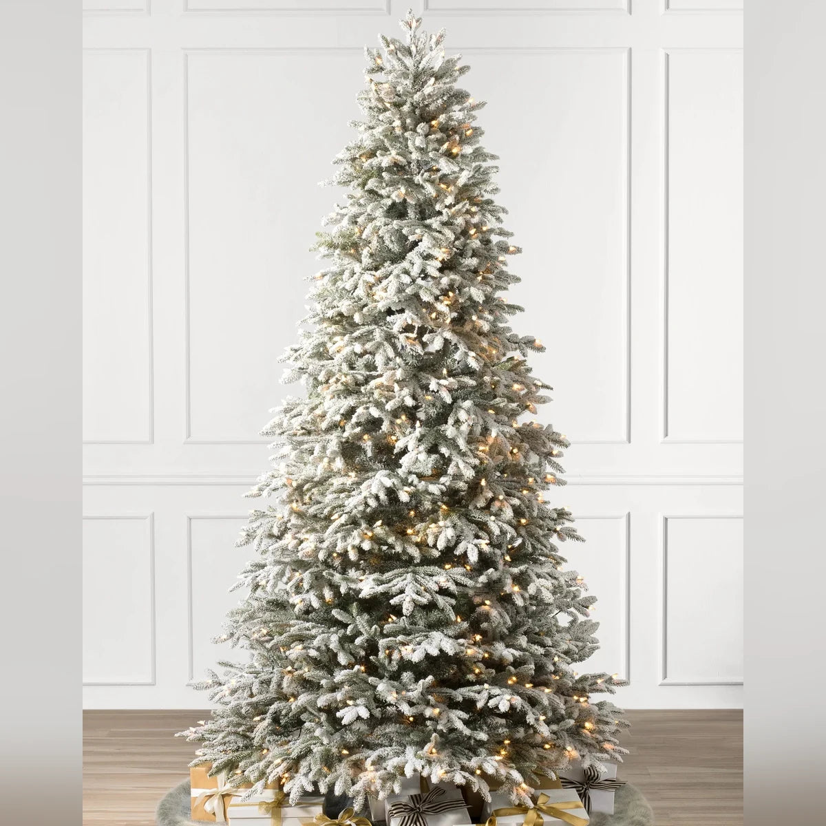 Árvore de Natal Abeto Fraser Nevado