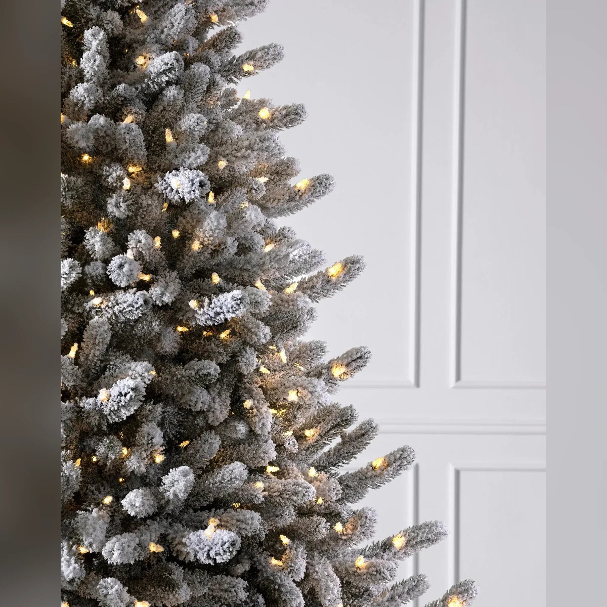Árvore de Natal Pinheiro Branco de Vermont Nevado