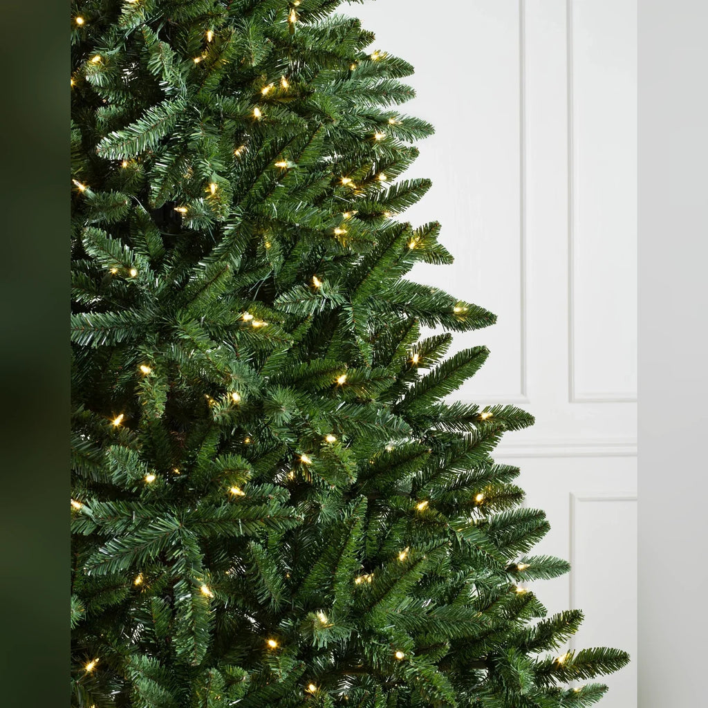 Árvore de Natal Pinheiro Verde Clássico