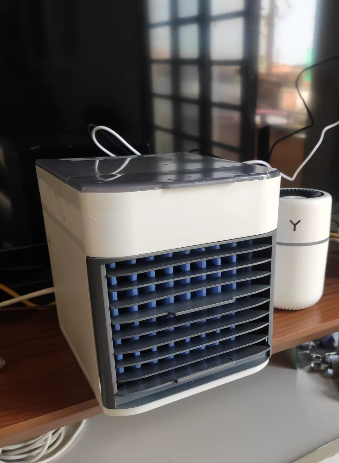 [ Leve 2 Pague 1 ] Ar-Condicionado Portátil FrostAir - Refrigeração Eficiente + Brinde Exclusivo.