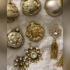 Kit 30 Enfeites para Árvore de Natal Dourado e Champagne com Pedrarias Decorativas