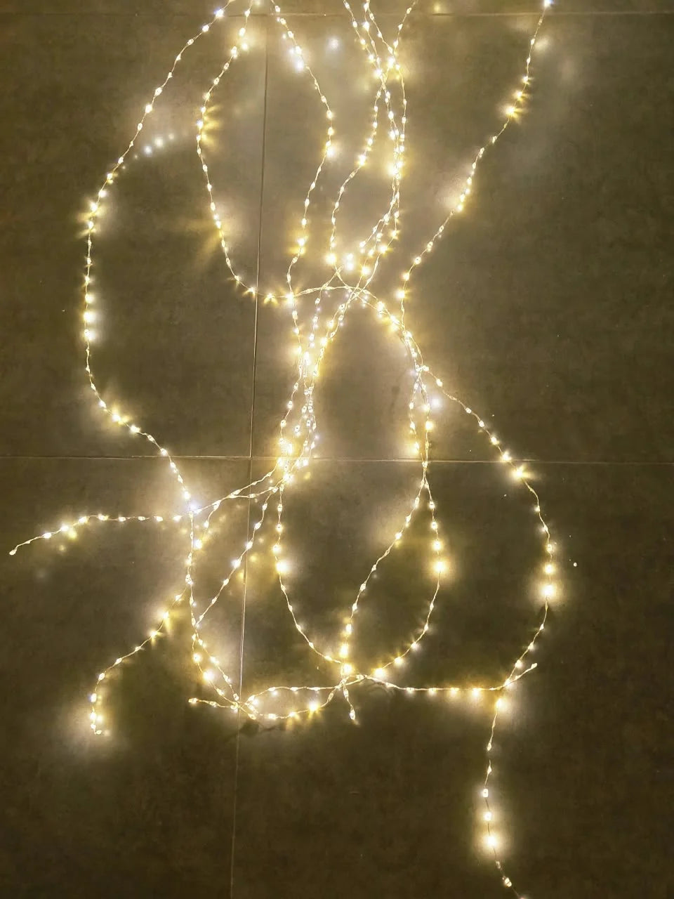Pendente Iluminado 876 LEDs 8 Hastes 3m - Luz Quente Bivolt