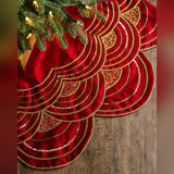 Saia para Árvore de Natal em Veludo Vermelho com Bordados e Paetês Dourados
